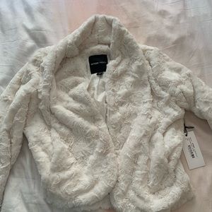 Fifteen Twenty Short Faux Fur Jacket WHITE